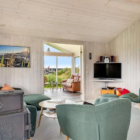 Nyaraló Titta - 150m To The Fjord By Interhome *